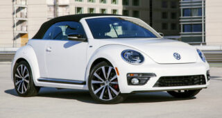 พี่ใหญ่มา! VW เปิดตัว "Beetle Convertible R-Line" สุดเท่ห์ในงาน Chicago Auto Show