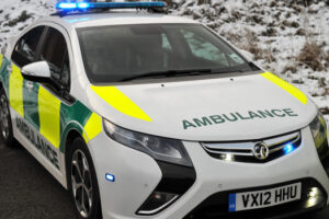 Vauxhall Ampera ลองเสี่ยงกับการเป็นรถพยาบาลฝึกหัด