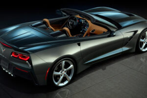 หลุด! ภาพบางส่วนของ 2014 Corvette Stingray Convertible