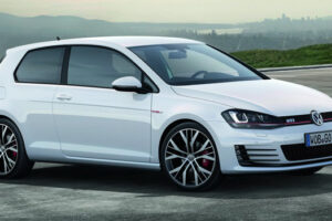 2014 VW Golf GTI เผยโฉมรุ่น 220PS และ 230PS