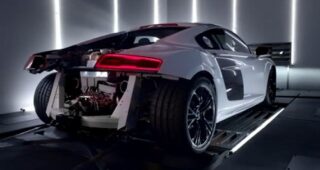 แรงไหมหละ! เปิดเผยภาพวีดีโอล่าสุดของ "New Audi R8 V10 Plus" เครื่องยนต์สุดทรงพลัง