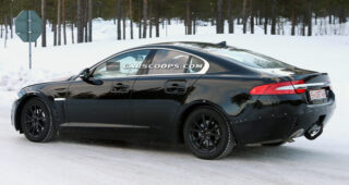 คู่แข่งกัน! Jaguar เปิดตัวรถแบบ "New XS" ท้าชนรถ Compact Sedan ตัวพ่ออย่าง "BMW 3-Series"