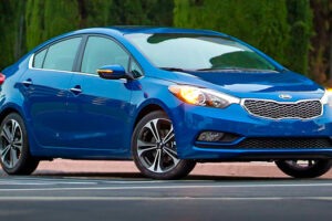 KIA เปิดตัวรถ "2014 Forte Sedan" เริ่มต้นที่ $15,900 ในสหรัฐอเมริกา