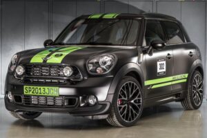 รุ่น Limited: The MINI John Cooper Works Countryman All4 Dakar winner 2013