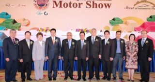 อิมแพ็ค ร่วมแถลงข่าวการจัดงาน Motor Show 2013