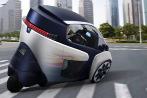 Toyota เปิดตัวรถสามล้อ "i-ROAD Concept" แห่งโลกอนาคต