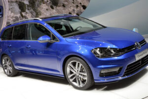 VW เปิดตัวรถอีกรุ่น "Golf Estate Concept R-Line" พร้อมวางขาย