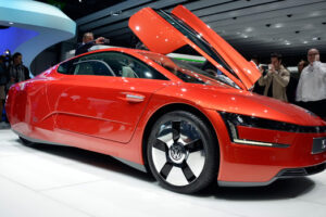VW เปิดตัว XL1 Plug-in Hybrid ผลิตเพียง 1,000 คันต่อปี