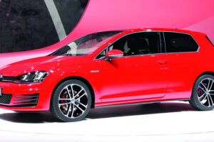 Volkswagen Golf GTD 181 แรงม้า เริ่มที่ราคา £25,285 ในอังกฤษ