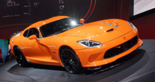 ได้โอกาส! SRT เปิดตัว "2014 Viper TA" อย่างเป็นทางการแล้วในงาน New York Auto Show