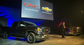 Chevrolet เปิดตัว Silverado และ GMC Sierra เริ่มต้นที่ $24,585