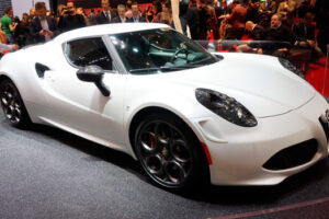 Maserati เผยทำรถรุ่นใหม่ใช้ต้นแบบของ "Alfa Romeo 4C-Based Sports Car"