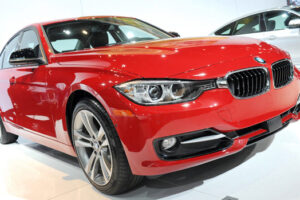 เผยโฉม BMW 328d โฉมใหม่ ในงาน New York Auto Show