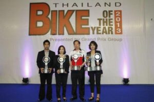 รถจักรยานยนต์ Honda พาเหรดรับ 5 รางวัล “Bike of The Year 2013”