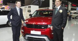 Jaguar และ Land Rover ปลื้มยอดจองในงานมอเตอร์โชว์ 2013