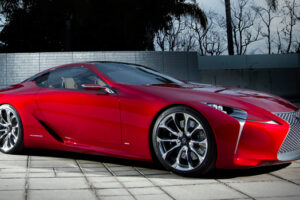 Lexus เผยบริษัทพร้อมพัฒนา "LF-LC Sports Concept" เดินหน้าต่อแล้ว