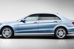 Mercedes-Benz เปิดตัวรถ "E-Class" รุ่นพิเศษ