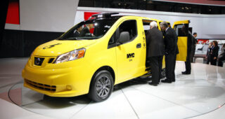 Nissan ออก NV200 รถแท็กซี่เพื่อผู้ใช้ wheelchair โดยเฉพาะ!