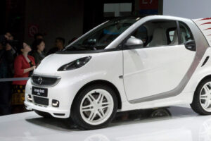 Smart เปิดตัวรถรูปทรงแปลก "Forjeremy"