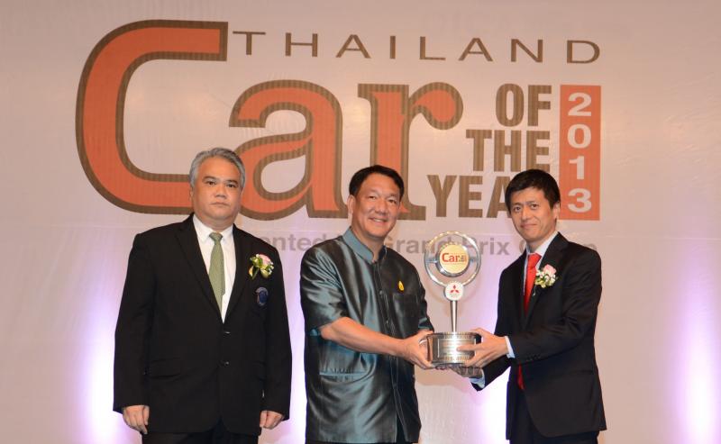 มิตซูบิชิยิ้ม! มิราจ ควงแขน ไทรทัน และปาเจโร สปอร์ต คว้ารางวัล Car of The Year 2013