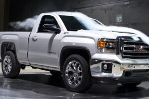 GMC เปิดตัวรถแบบ "2014 Sierra" พร้อมพัฒนาระบบอากาศพลศาสตร์