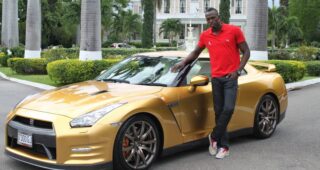 Nissan แถลงการณ์เริ่มขายรถ "Gold 2014 GT-R"