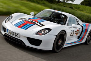 Porsche คอนเฟิร์มรถแบบ "918 Spyder" เร็วกว่า Ferrari LaFerrari และ McLaren P1