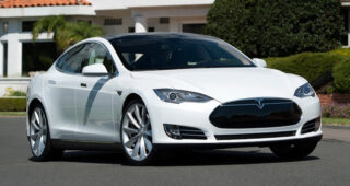 Tesla ยืนยัน! รถขับเคลื่อนไฟฟ้าในราคาที่ถูกกว่าแน่นอน