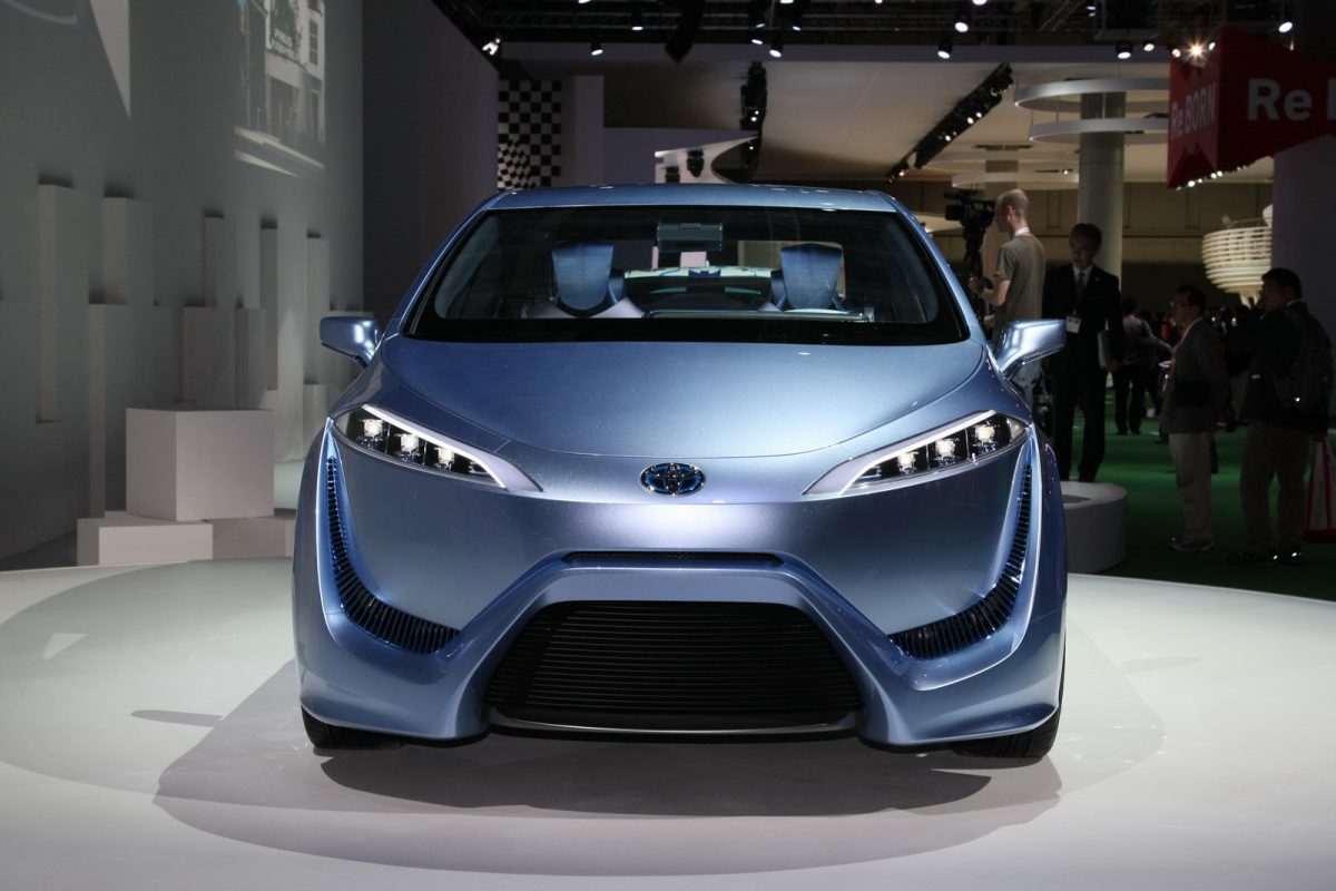 Fuel Cell vehicle Hybrid vehicle