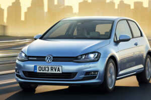 VW เปิดให้จองรถรักโลกอย่าง "Golf TDI BlueMotion" ใน UK แล้วเริ่มต้น £20,335