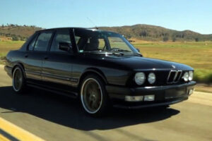 1989 BMW M5 E28 รถคู่ใจที่ไม่เคยทำให้ผิดหวัง