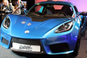Detroit Electric เผยรถสปอร์ตไฟฟ้าเลื่อนกำหนดผลิตออกไป