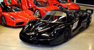 เผย Michael Schumacher นำรถ "Ferrari FXX และ Enzo" ออกขายผ่านเอเยนต์ชื่อดัง