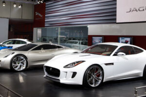 Auto Express เผยรถ "Jaguar F-Type Coupe" กำลัง 700 แรงม้าจ่อเปิดตัว
