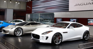 Auto Express เผยรถ "Jaguar F-Type Coupe" กำลัง 700 แรงม้าจ่อเปิดตัว