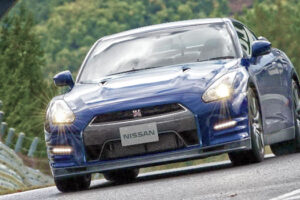 Nissan GT-R Nismo พร้อมกำลังกว่า 570 แรงม้า