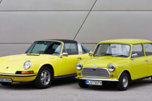 MINI ทำงามหน้าออกโรงยินดีกับ "Porsche 911" ครบรอบ 50 ปี