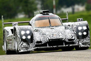 Porsche ทดสอบโมเดลใช้แข่งในศึก 2014 Le Mans