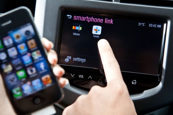 เชฟโรเลต มายลิงค์ – สมาร์ทโฟนโลดแล่น