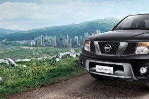โปรโมชั่น Nissan Navara King Cab ฟรี ประกันภัยชั้น 1 และ คูปองน้ำมัน 20,000.