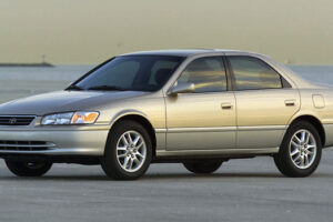 Toyota Camry ทำยอดขายทะลุ 10 ล้านคันในอเมริกา