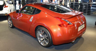 Nissan ปรับลดราคา 2014 370Z Coupe ลงอีก $3,130 เหลือเพียง $29,990