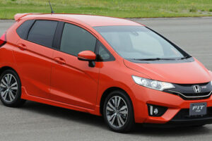 Honda เปิดตัวเจ้า "Jazz / Fit" ระบบ Hybrid เซฟพลังงานเพิ่มขึ้น 35%