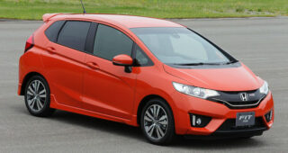 Honda เปิดตัวเจ้า "Jazz / Fit" ระบบ Hybrid เซฟพลังงานเพิ่มขึ้น 35%