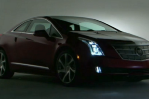 Cadillac ELR รุ่นใหม่เตรียมเป็นรถคันแรกที่ใช้หลอด LED ล้วน