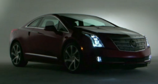 Cadillac ELR รุ่นใหม่เตรียมเป็นรถคันแรกที่ใช้หลอด LED ล้วน