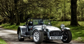 Caterham เตรียมสร้าง SUV และ Hatchback บนต้นแบบ Renault