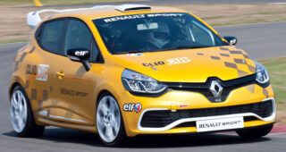 Renault เผยโฉมรถแข่ง Clio Cup 220 แรงม้า โฉมใหม่