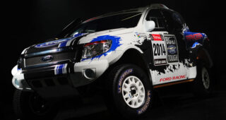 Ford เปิดตัวรถ "Ranger" ขุมกำลัง V8 พร้อมแข่งงาน 2014 Dakar