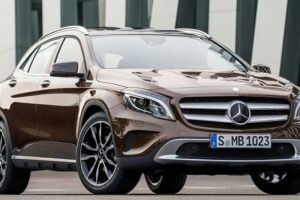 เผยภาพรถแบบ Mercedes-Benz GLA CLASS พร้อม Teaser